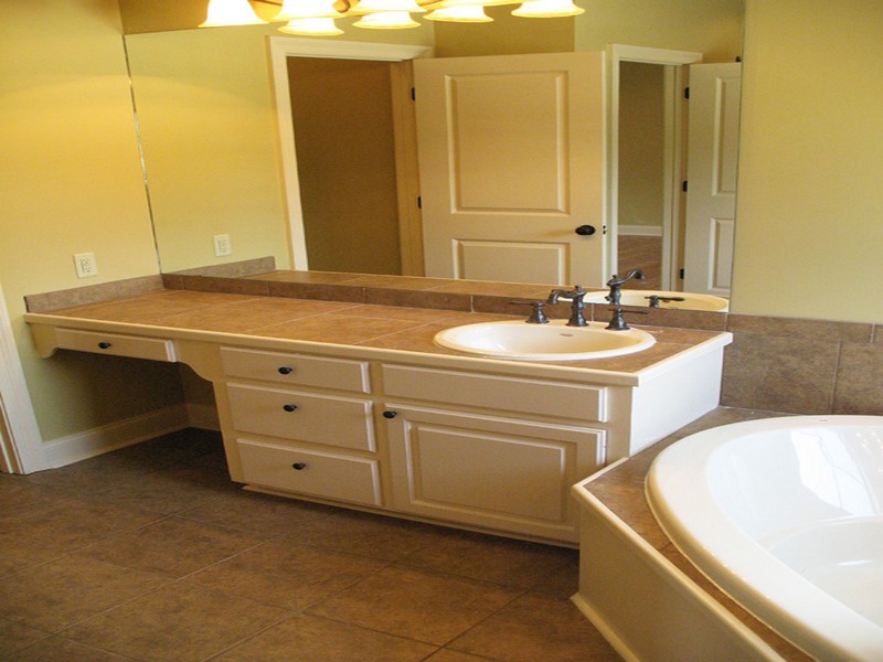 HPP-23942 house plan master bath